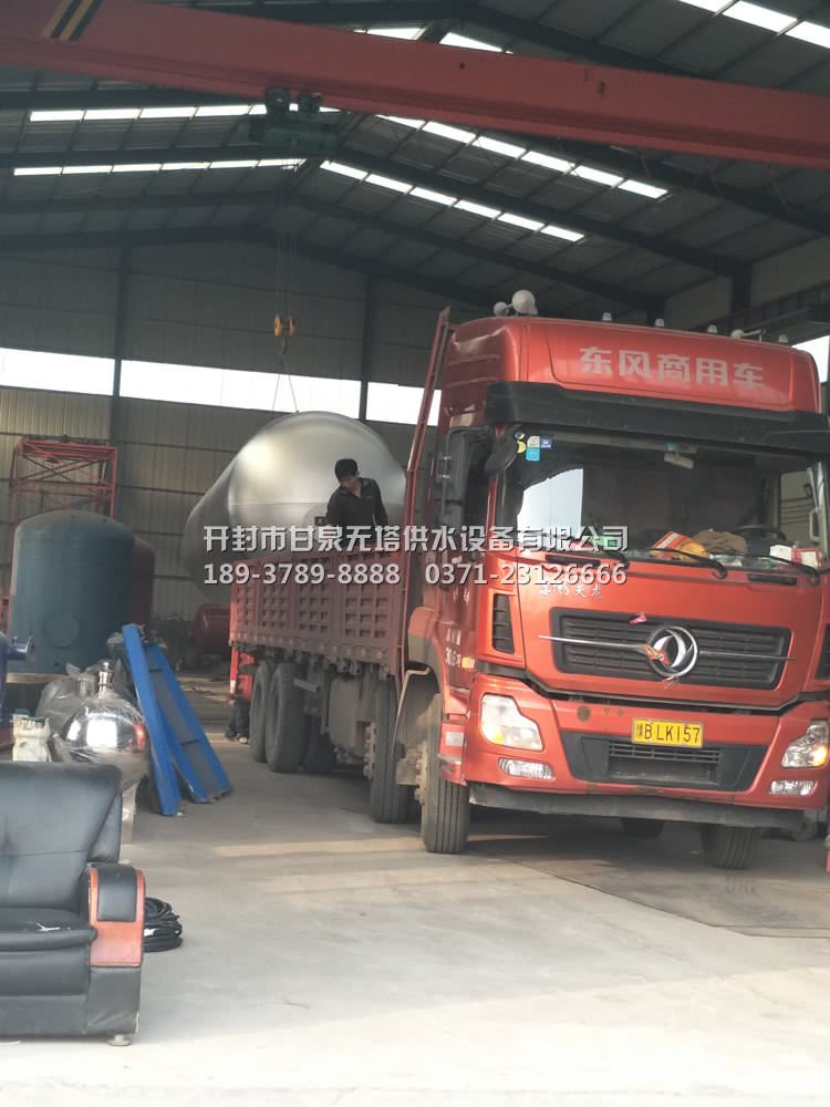 加厚型60T全自動無塔供水設備裝車